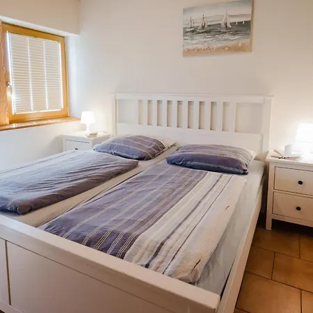 Fachwerkhaus - Sueden Unten - Bauernhof Hopp Vadersdorf アパート